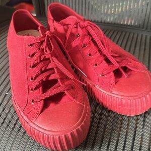 Men’s 10.5 PF Flyers Low